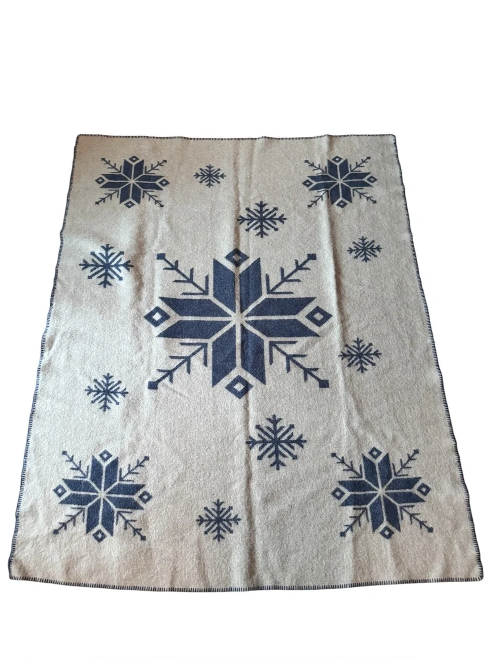 NWT Lopi Icelandic Throw Blanket Pure New Wool Snowflake Blue Reversible